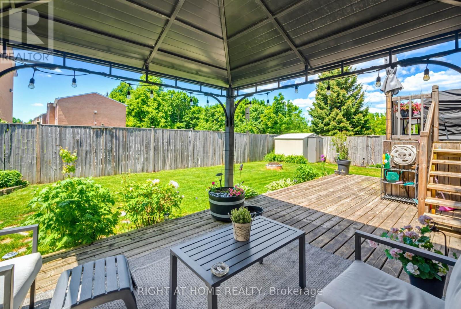 16 Marengo Court S, Brampton, Ontario  L6S 4H6 - Photo 35 - W13227598