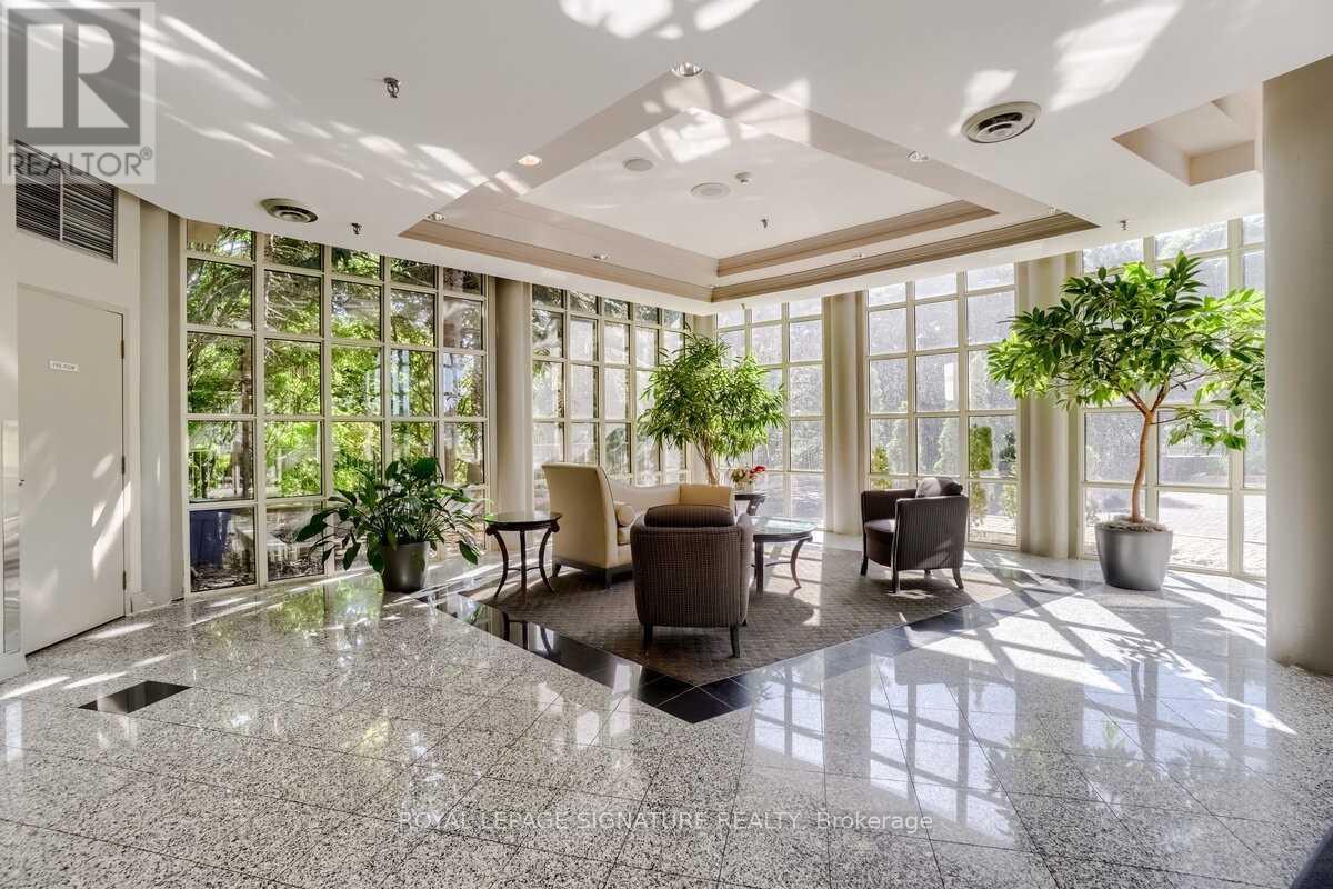 903 - 50 Eglinton Avenue, Mississauga, Ontario  L5R 3P5 - Photo 2 - W13227628