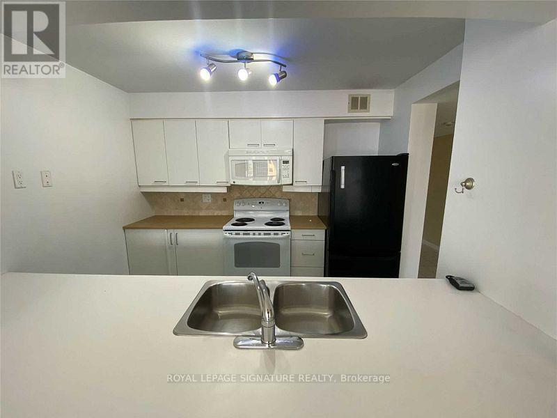 903 - 50 Eglinton Avenue, Mississauga, Ontario  L5R 3P5 - Photo 6 - W13227628