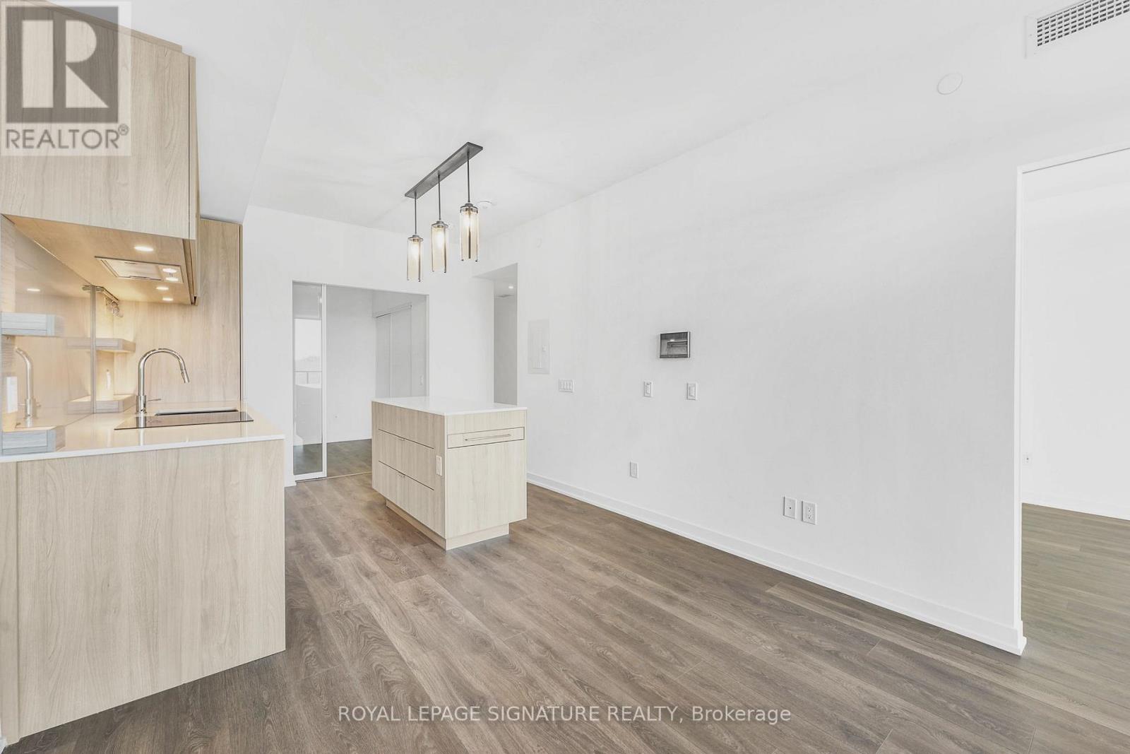 422 - 28 Ann Street, Mississauga, Ontario  L5G 3E1 - Photo 3 - W13227648