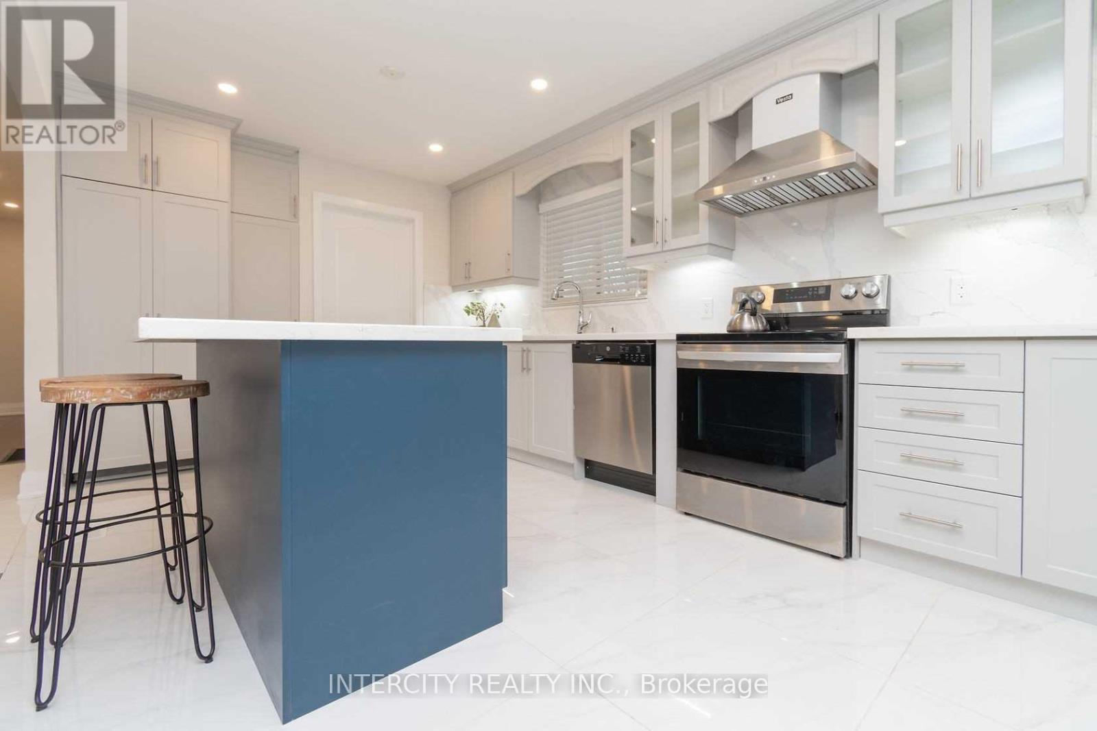 781 Drury Lane, Burlington, Ontario  L7R 2Y1 - Photo 12 - W13227660