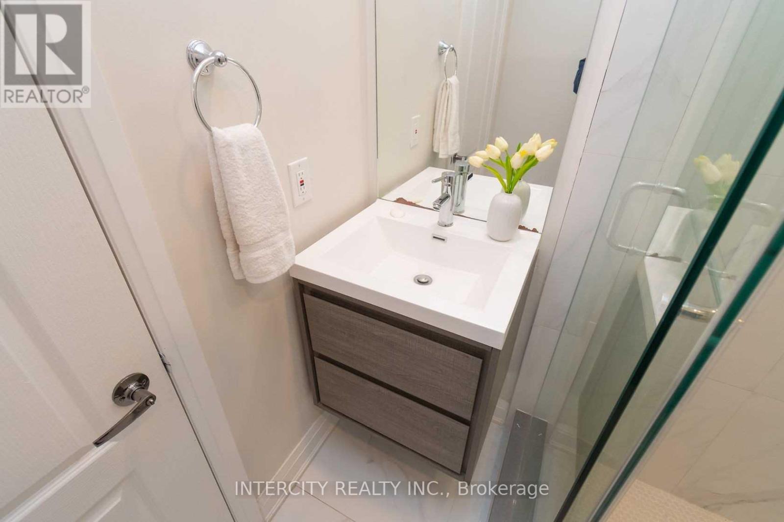 781 Drury Lane, Burlington, Ontario  L7R 2Y1 - Photo 19 - W13227660