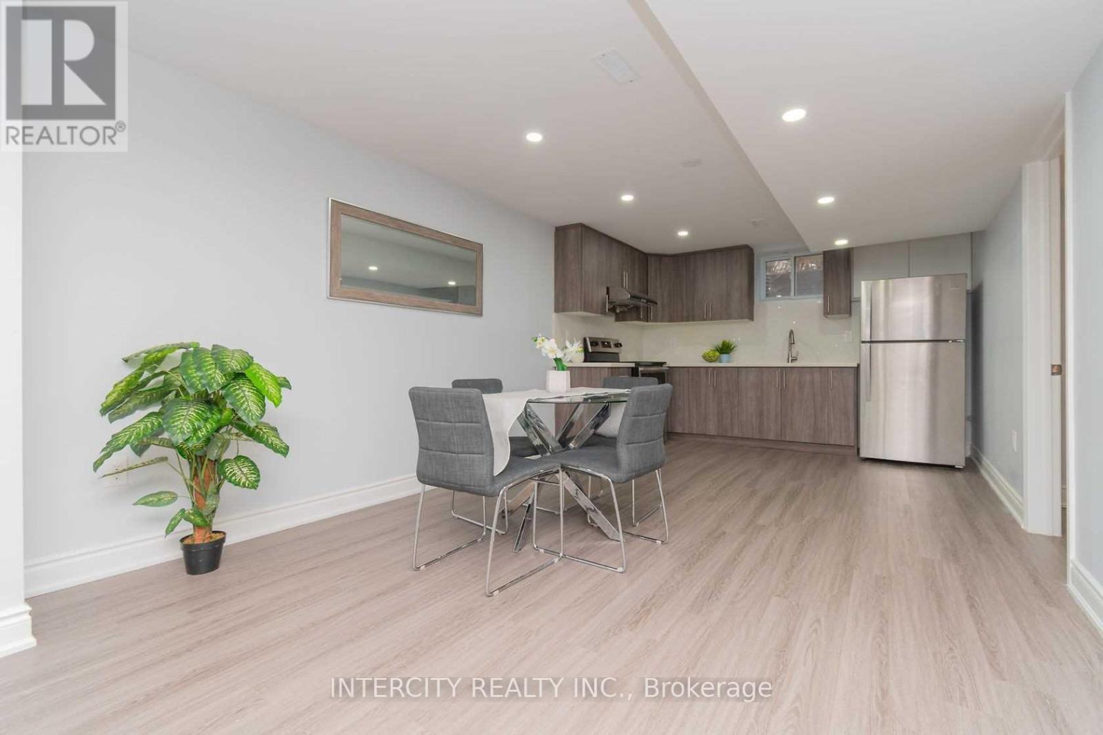 781 Drury Lane, Burlington, Ontario  L7R 2Y1 - Photo 25 - W13227660