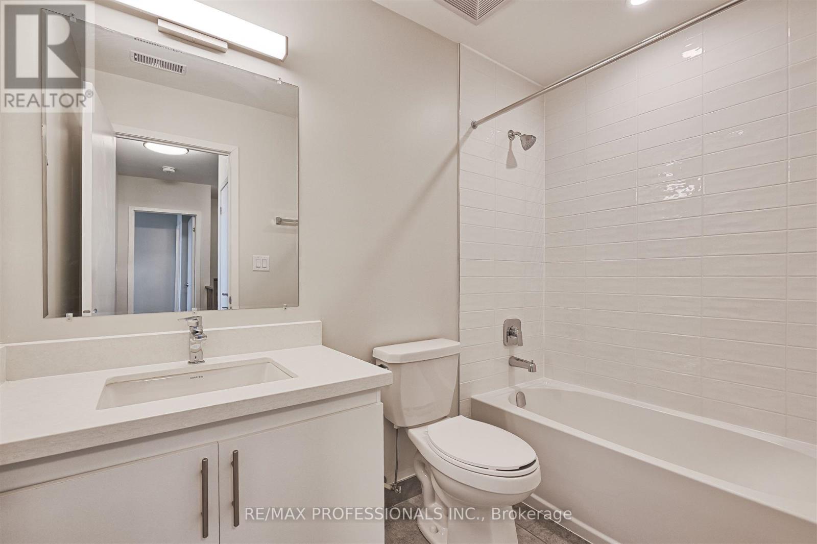 140 - 62 Dixfield Drive, Toronto, Ontario  M9C 3W1 - Photo 18 - W13227666