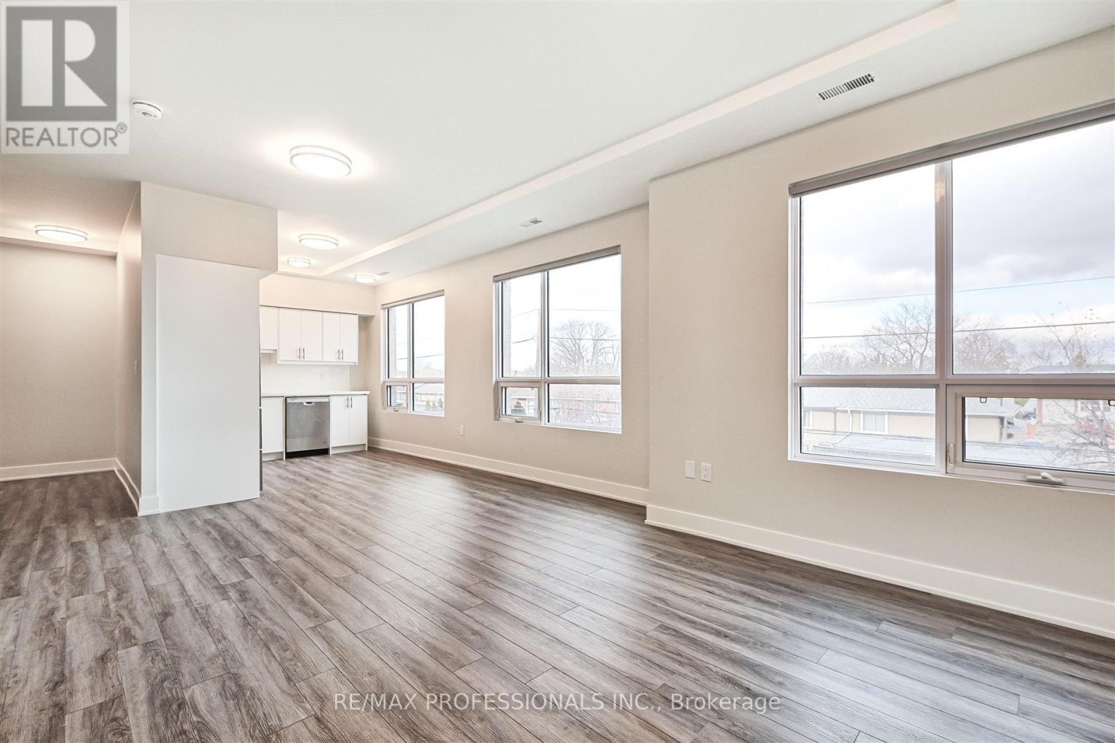 140 - 62 Dixfield Drive, Toronto, Ontario  M9C 3W1 - Photo 5 - W13227666