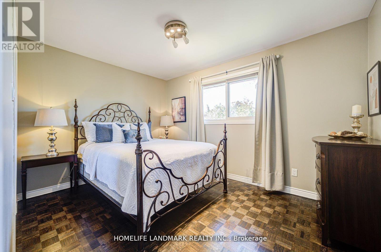 2165 Dunedin Road, Oakville, Ontario  L6J 5V2 - Photo 24 - W13227688