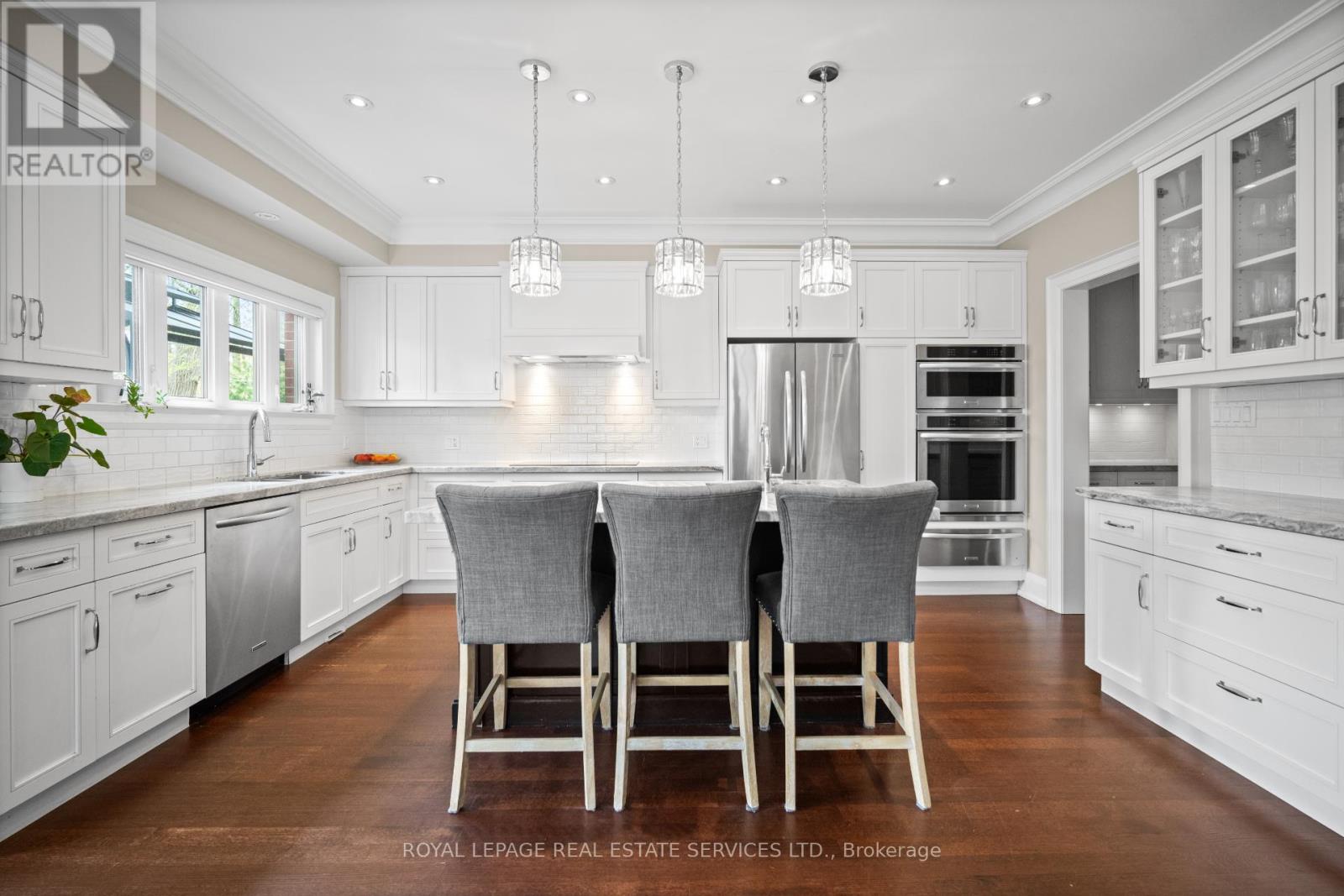 3 Donnybrook Lane, Toronto, Ontario  M9A 2V2 - Photo 11 - W13227738