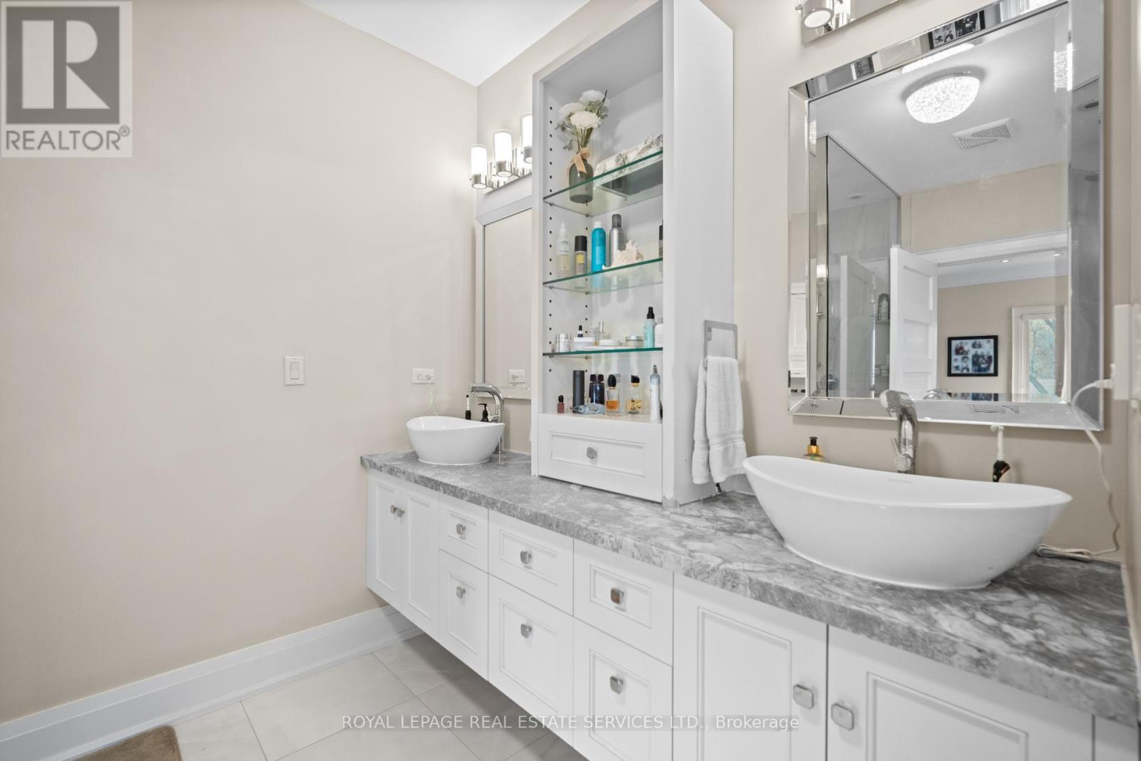 3 Donnybrook Lane, Toronto, Ontario  M9A 2V2 - Photo 24 - W13227738