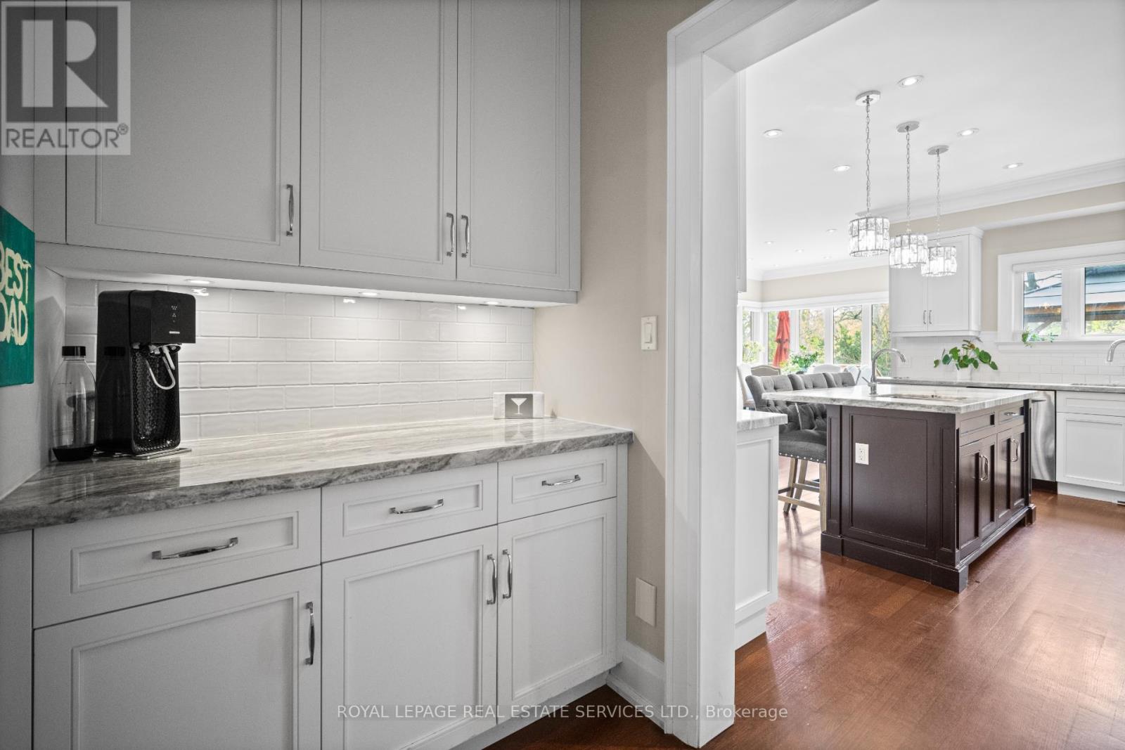 3 Donnybrook Lane, Toronto, Ontario  M9A 2V2 - Photo 8 - W13227738