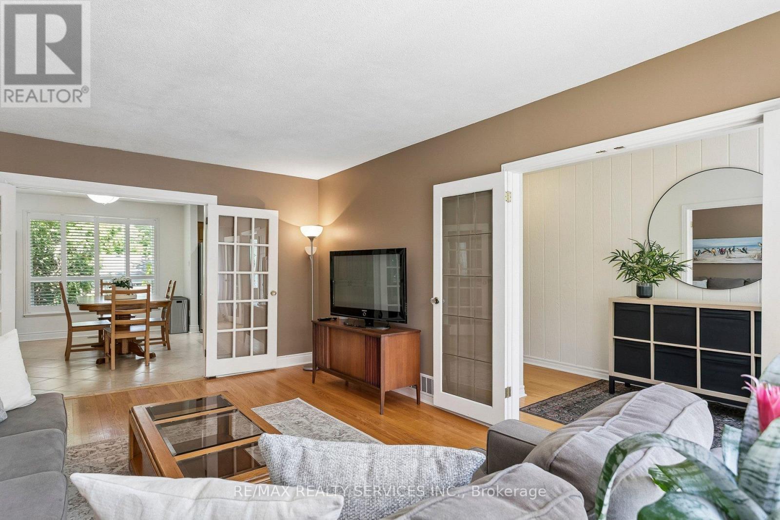42 Watson Crescent, Brampton (Brampton East), Ontario  L6W 1E7 - Photo 11 - W13227826