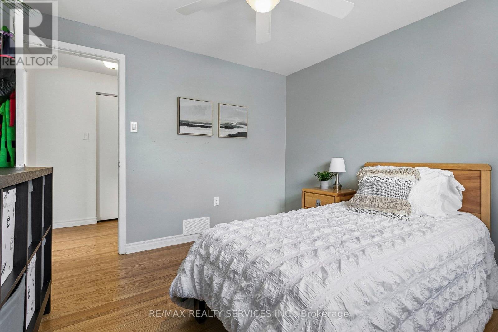 42 Watson Crescent, Brampton (Brampton East), Ontario  L6W 1E7 - Photo 25 - W13227826