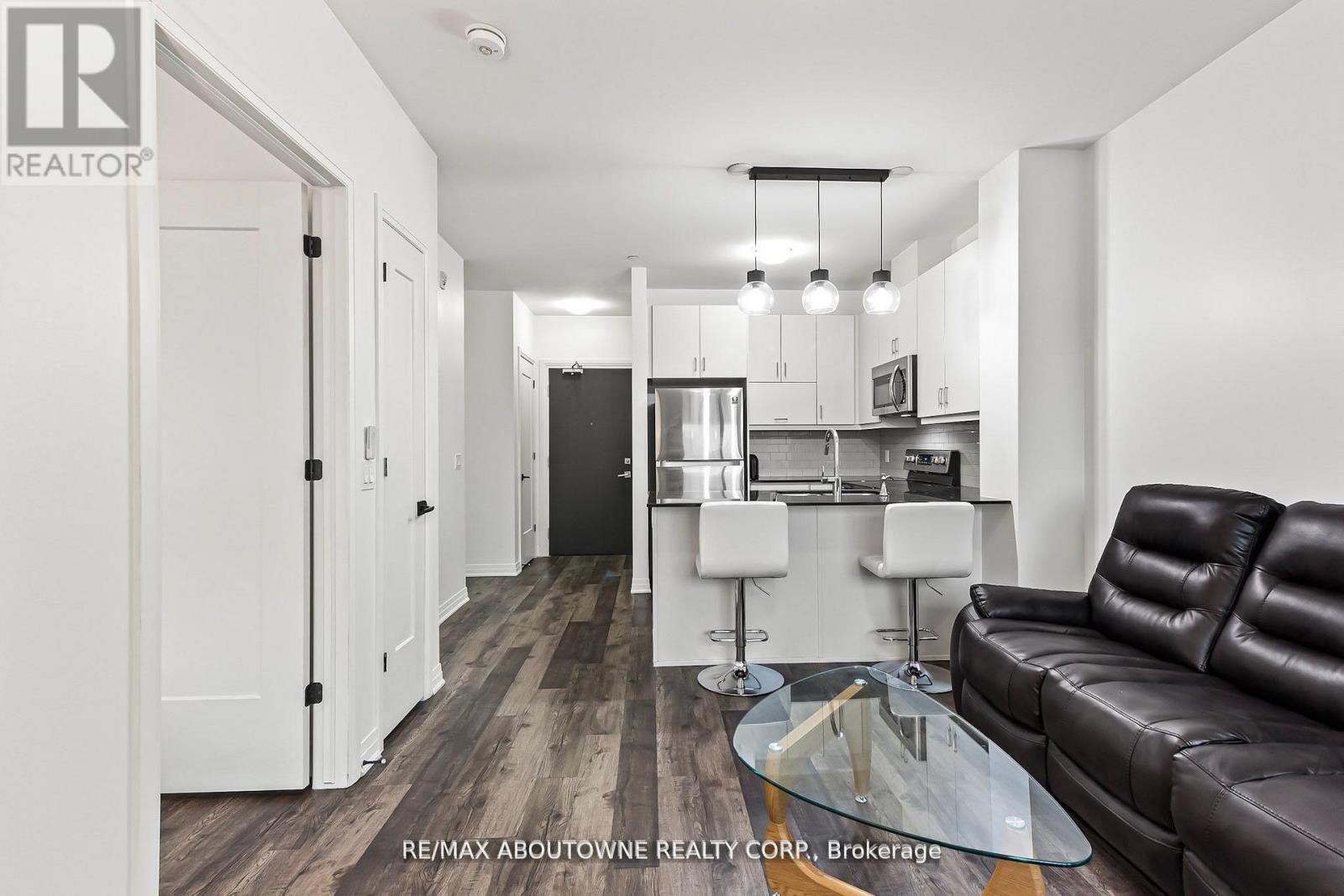 121 - 102 Grovewood Common, Oakville, Ontario  L6H 0X2 - Photo 11 - W13227874