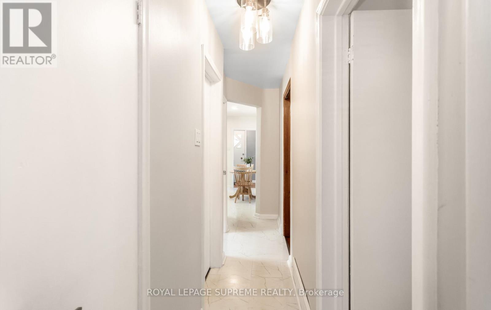 16 East Drive, Toronto, Ontario  M6N 2N7 - Photo 14 - W13227906
