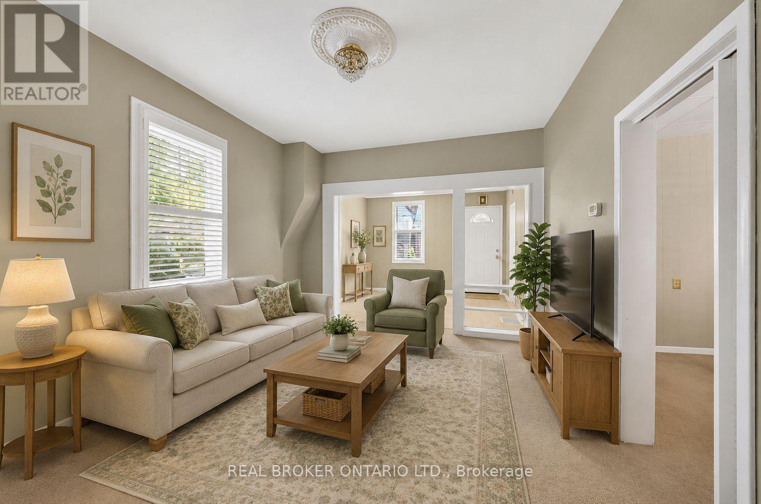 70 Poulette Street, Hamilton, Ontario  L8P 4E2 - Photo 4 - X13227824