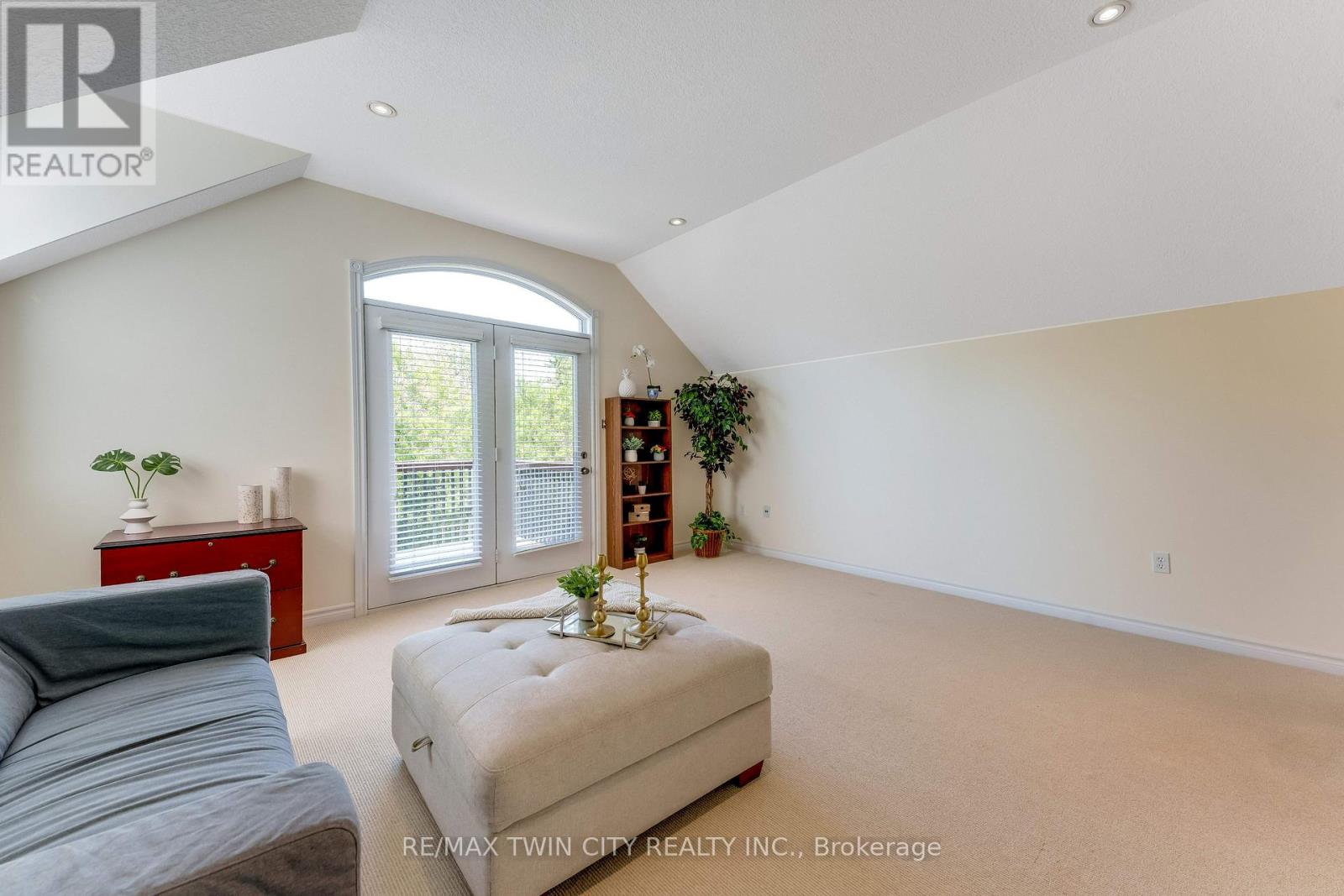 27 Tremaine Drive, Kitchener, Ontario  N2A 4L9 - Photo 16 - X13227830