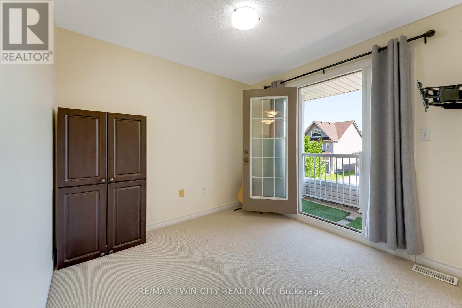 27 Tremaine Drive, Kitchener, Ontario  N2A 4L9 - Photo 25 - X13227830