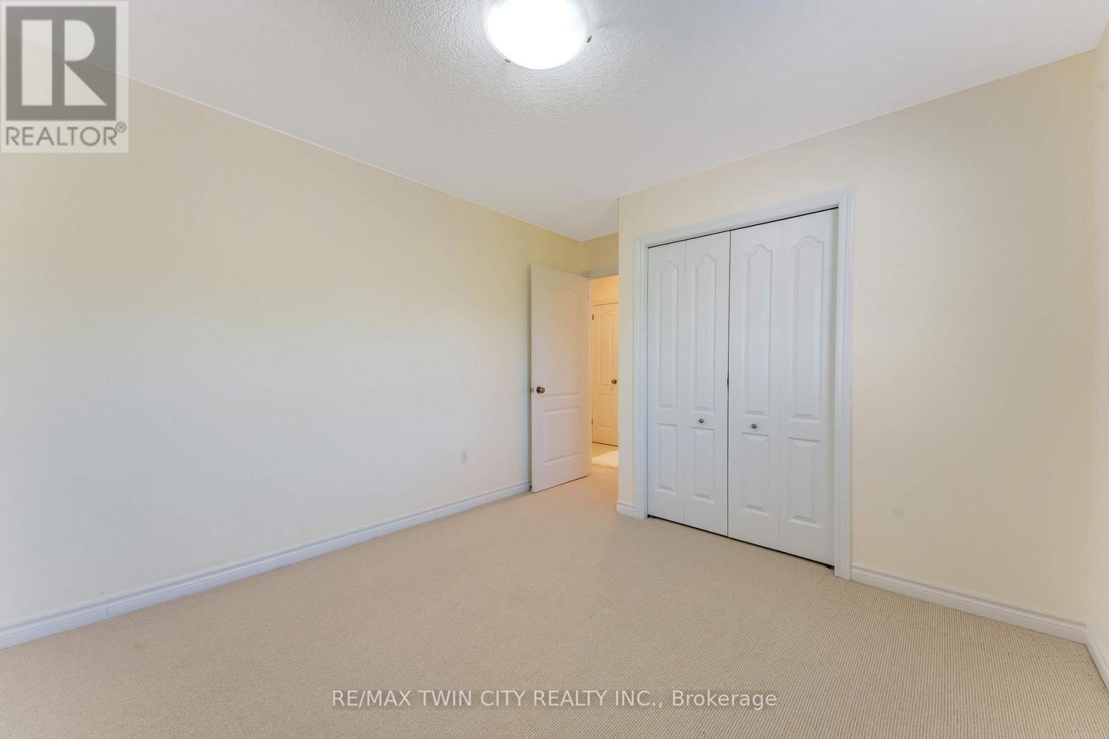 27 Tremaine Drive, Kitchener, Ontario  N2A 4L9 - Photo 32 - X13227830