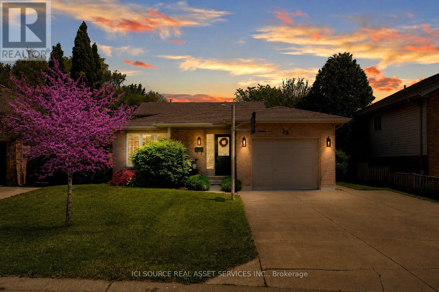 23 CAROLINIAN PLACE, Chatham-Kent, Ontario