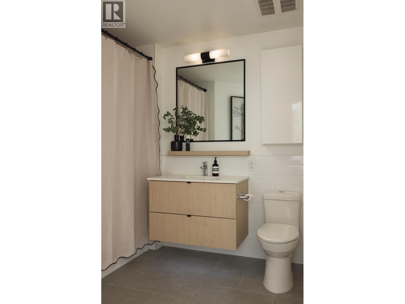106 3205 Mountain Highway, North Vancouver, British Columbia  V7K 0A3 - Photo 16 - R3130822