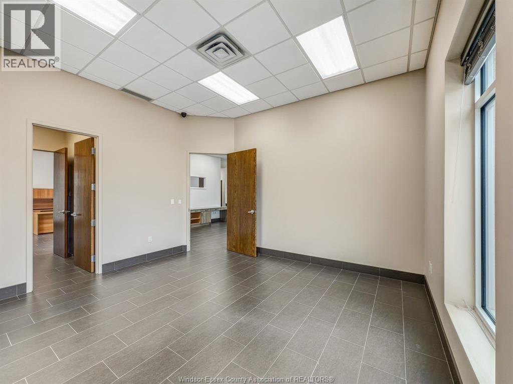 5205 8th Concession Road Unit# A, B, Tecumseh, Ontario  N0R 1K0 - Photo 7 - 26012741