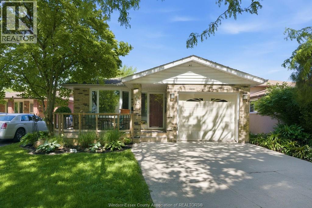 MLS# 26012700: 512 ELINOR, Windsor, Canada