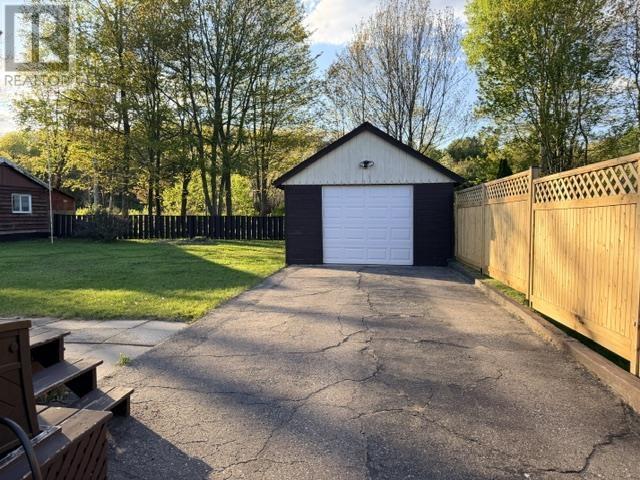 1050 Long St, Spragge, Ontario P0R 1K0 - Photo 4 - SM261269