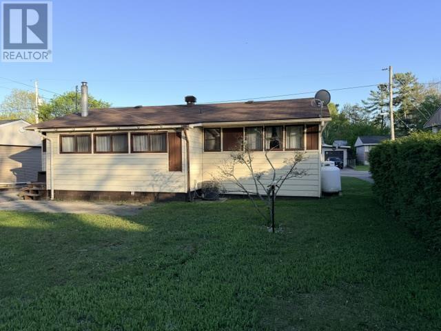 1050 Long St, Spragge, Ontario P0R 1K0 - Photo 7 - SM261269