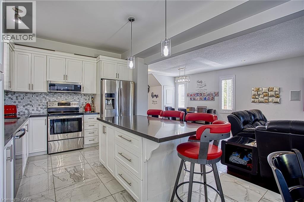 17 Narbonne Crescent, Stoney Creek, Ontario  L8J 0J7 - Photo 18 - 40834888