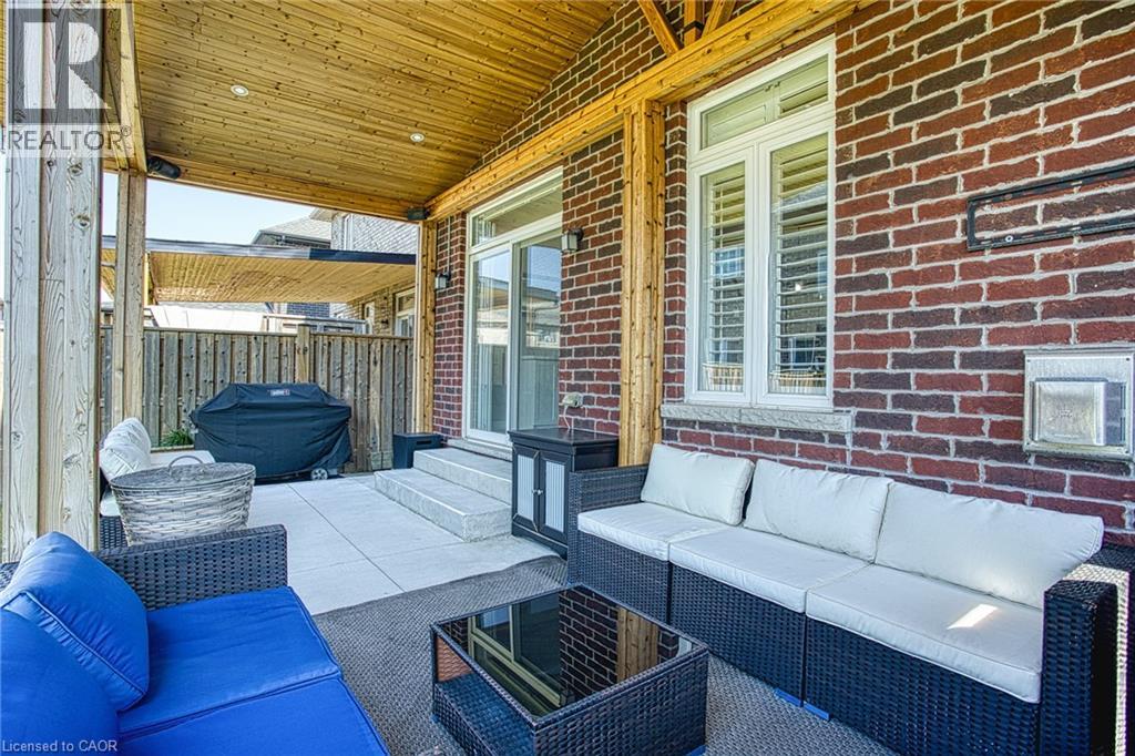 17 Narbonne Crescent, Stoney Creek, Ontario  L8J 0J7 - Photo 37 - 40834888