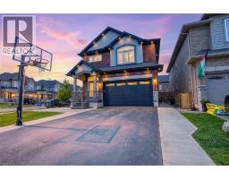 17 NARBONNE Crescent, Stoney Creek, Ontario