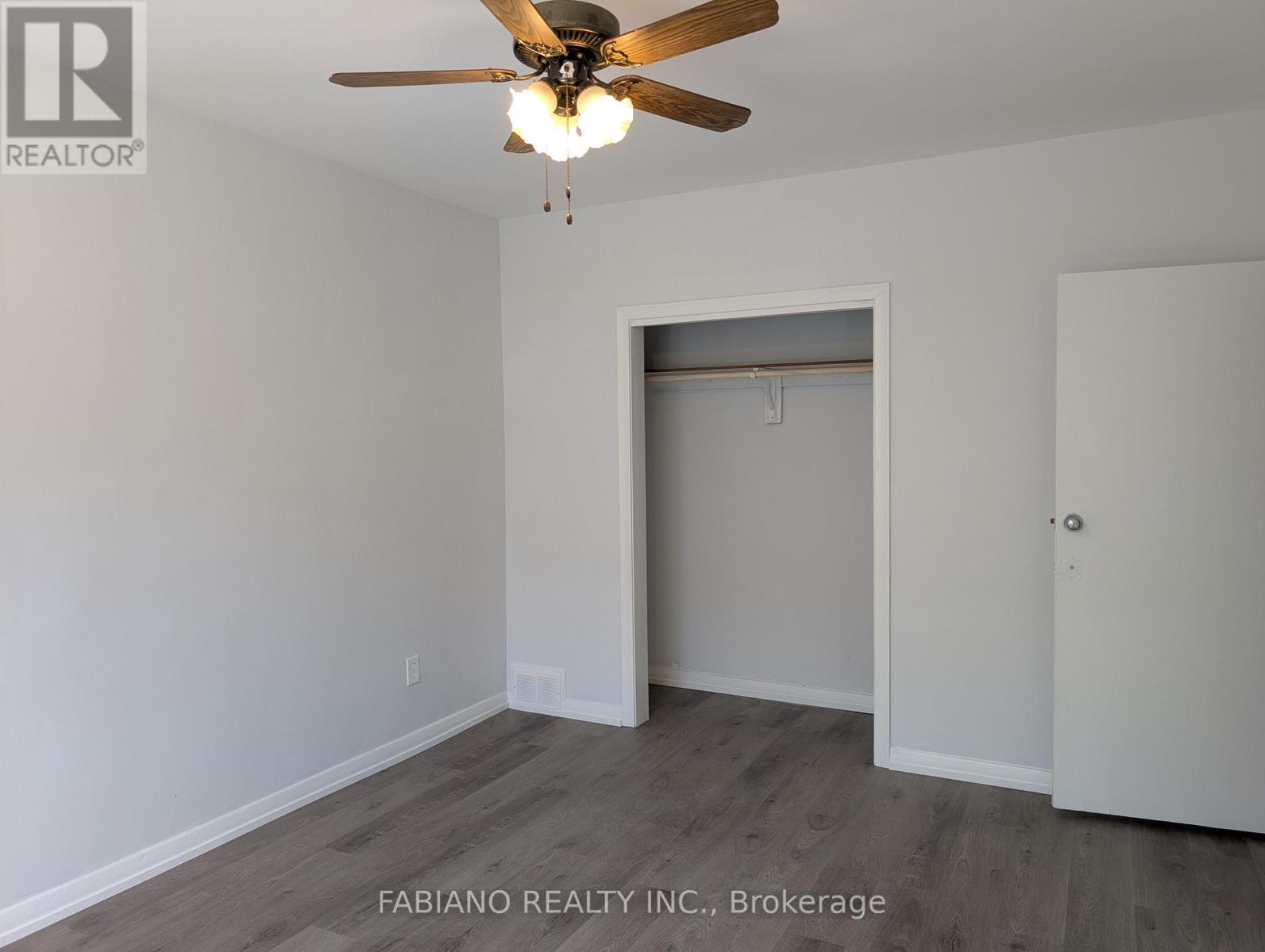 2 - 5 Hertford Avenue, Toronto, Ontario  M6M 1S1 - Photo 15 - W13227226