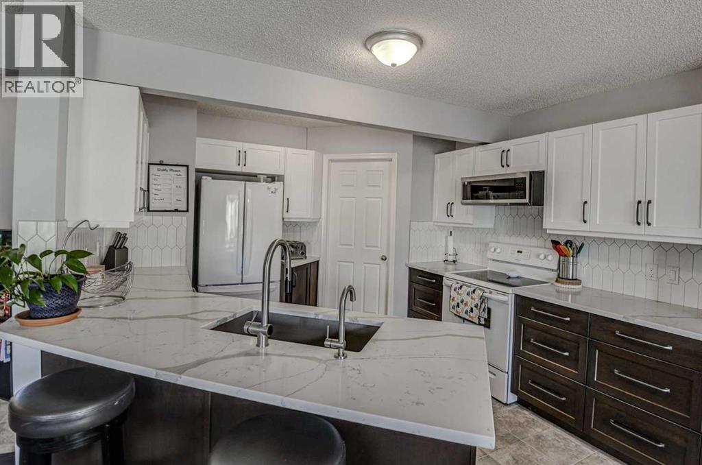 181 Citadel Ridge Close Nw, Calgary, Alberta  T3G 4V5 - Photo 6 - A2311345