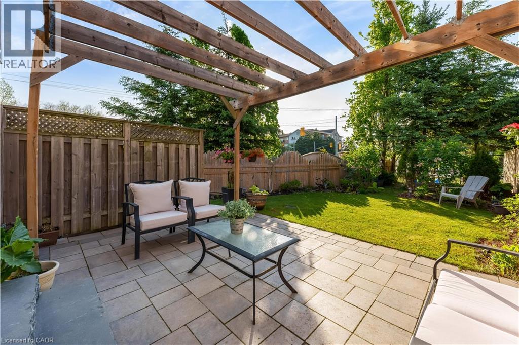 538 Beaumont Crescent, Kitchener, Ontario  N2A 0A9 - Photo 37 - 40834248
