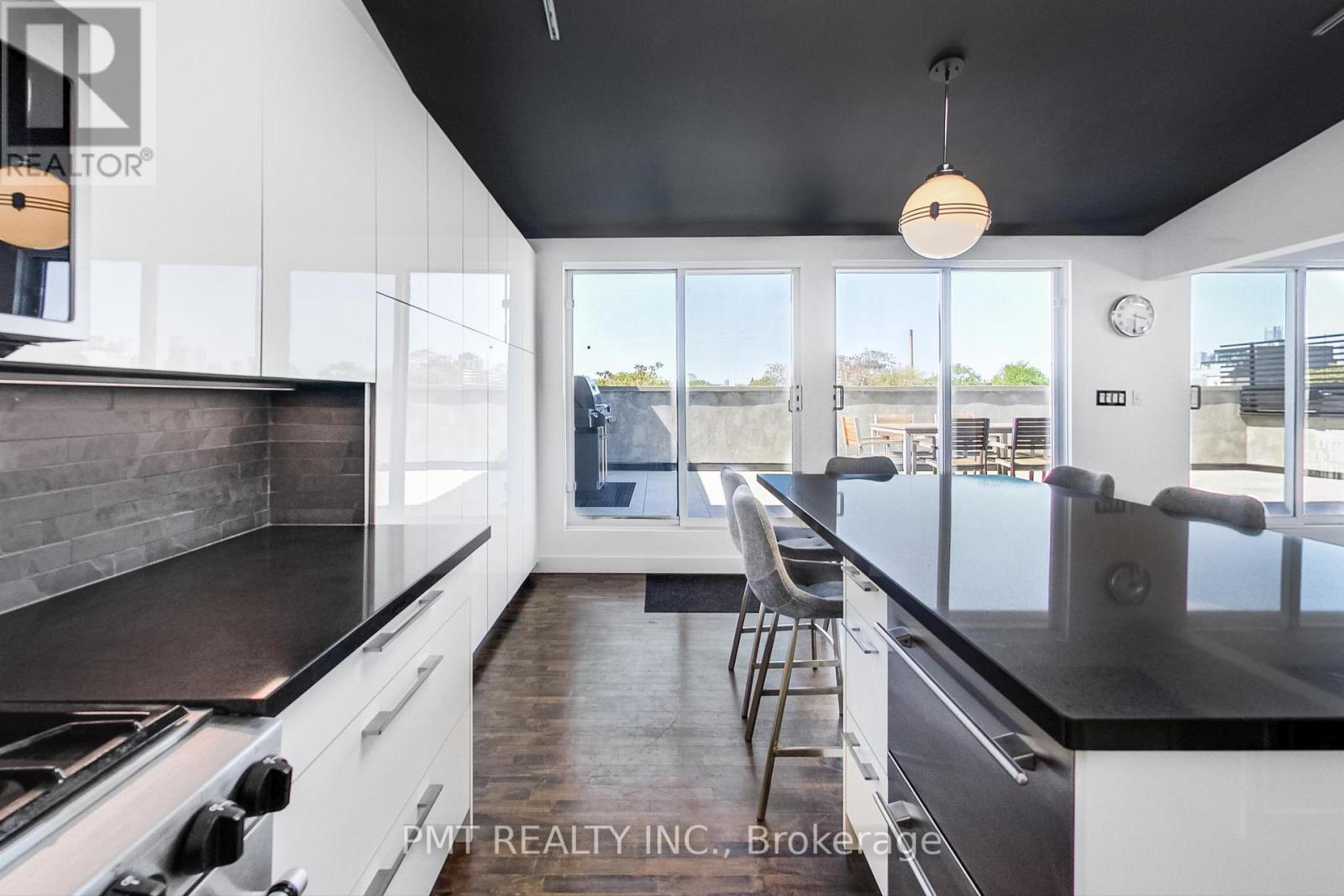 210 - 676 Richmond Street W, Toronto, Ontario  M6J 1C3 - Photo 21 - C13228046