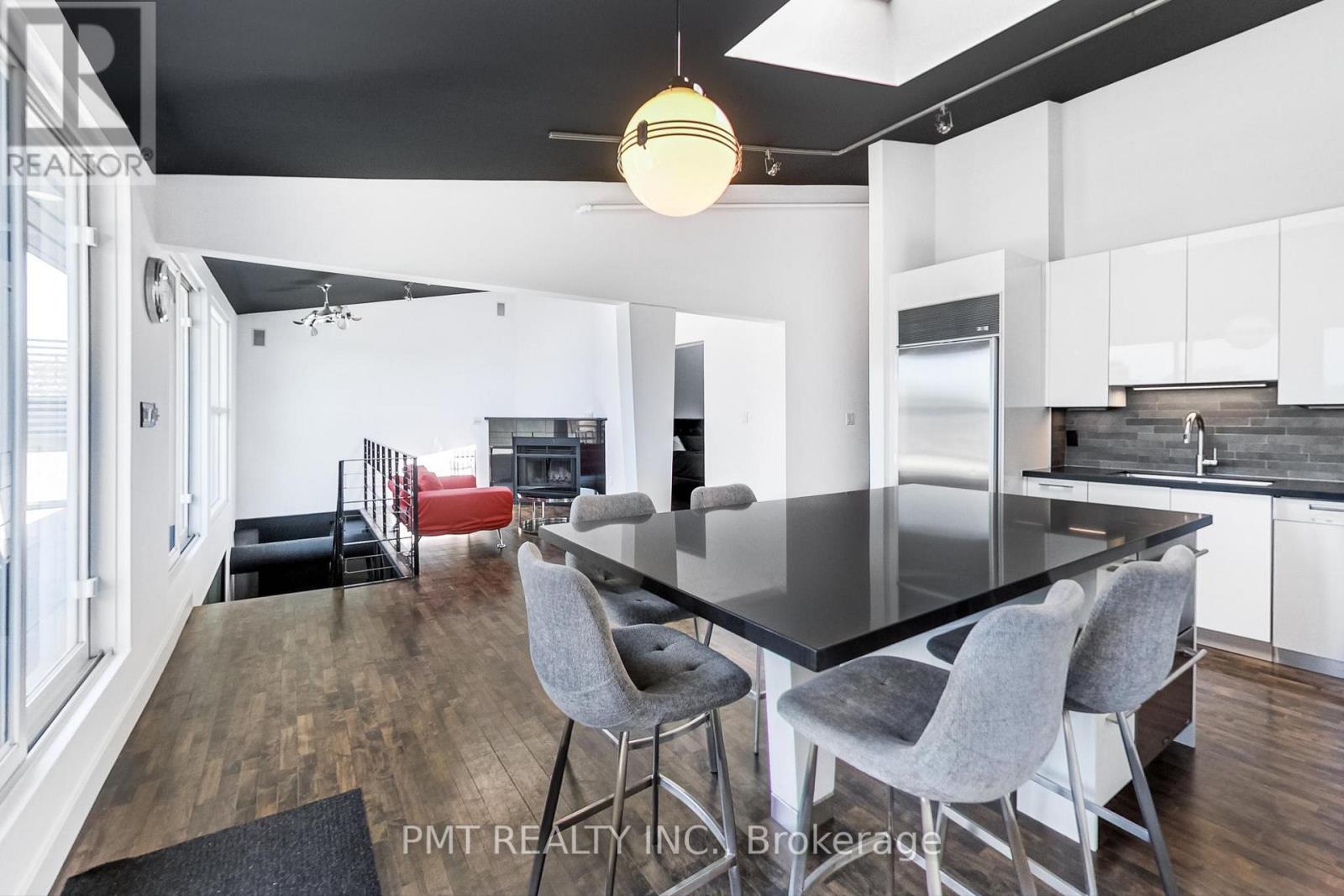 210 - 676 Richmond Street W, Toronto, Ontario  M6J 1C3 - Photo 24 - C13228046