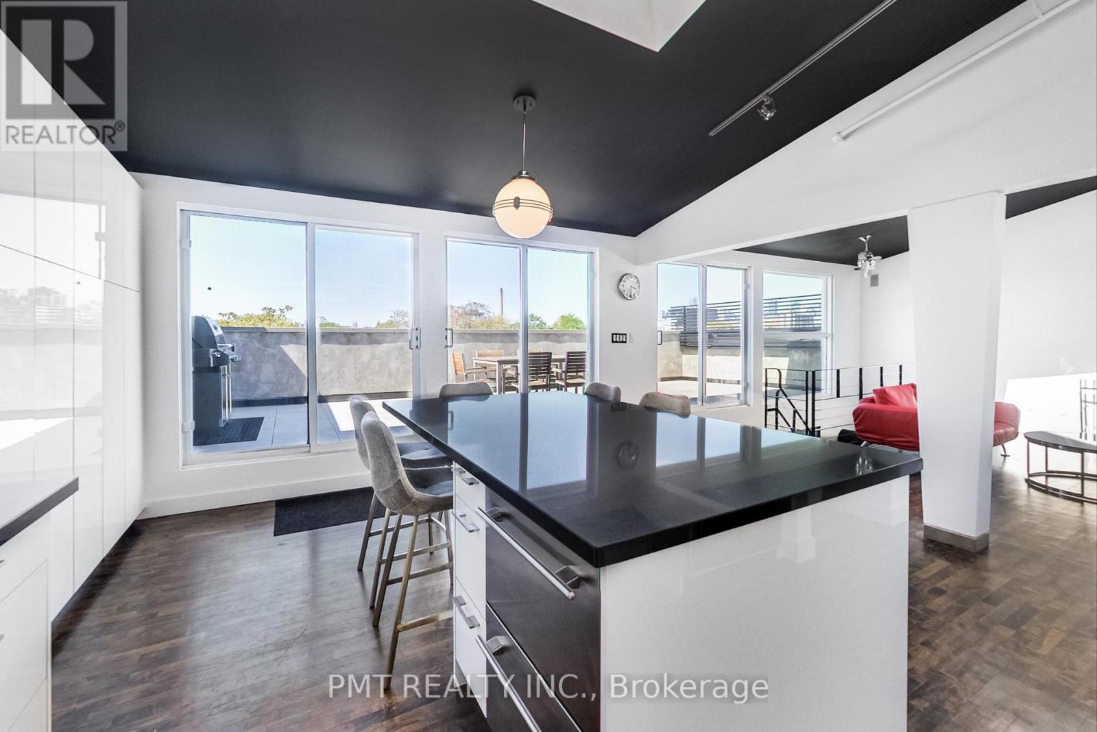 210 - 676 Richmond Street W, Toronto, Ontario  M6J 1C3 - Photo 25 - C13228046