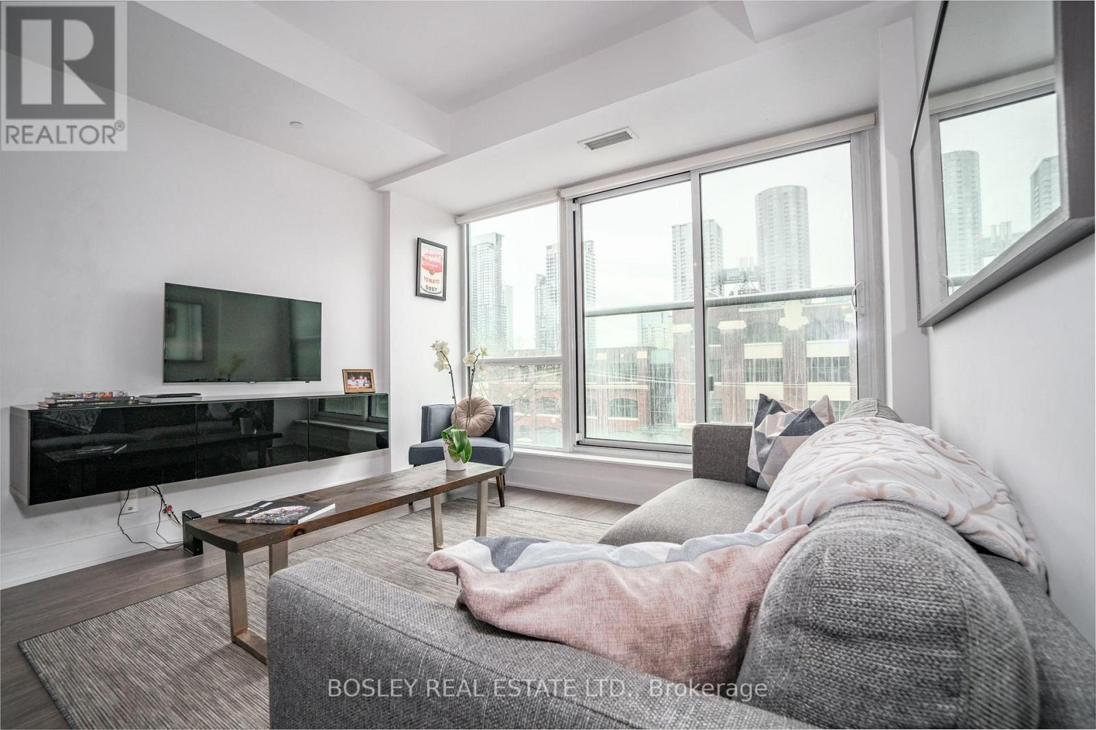 401 - 508 Wellington Street, Toronto, Ontario  M5V 0K8 - Photo 3 - C13228052