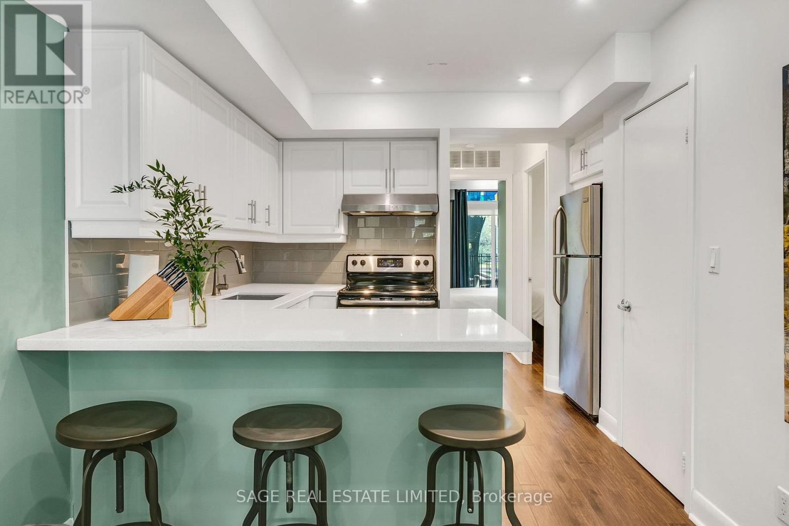 227 - 415 JARVIS STREET, Toronto, Ontario