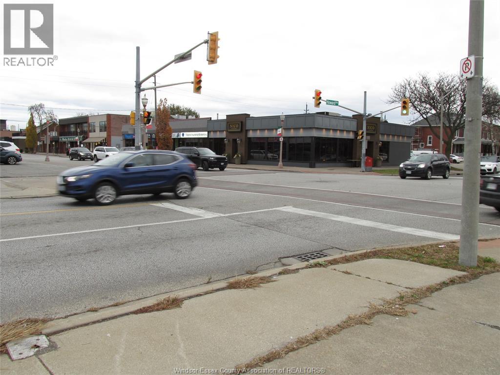 521 Erie East, Windsor, Ontario N9A 3X8 - Photo 4 - 26012614