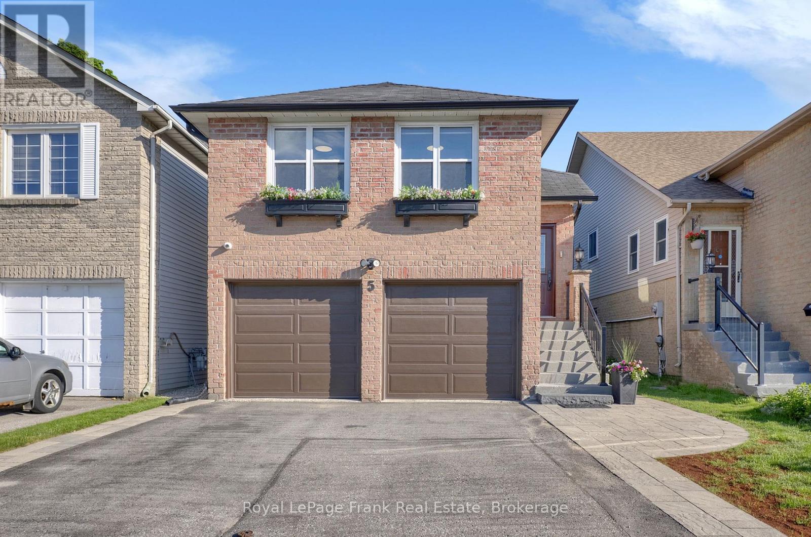 5 EMPIRE CRESCENT, Clarington, Ontario