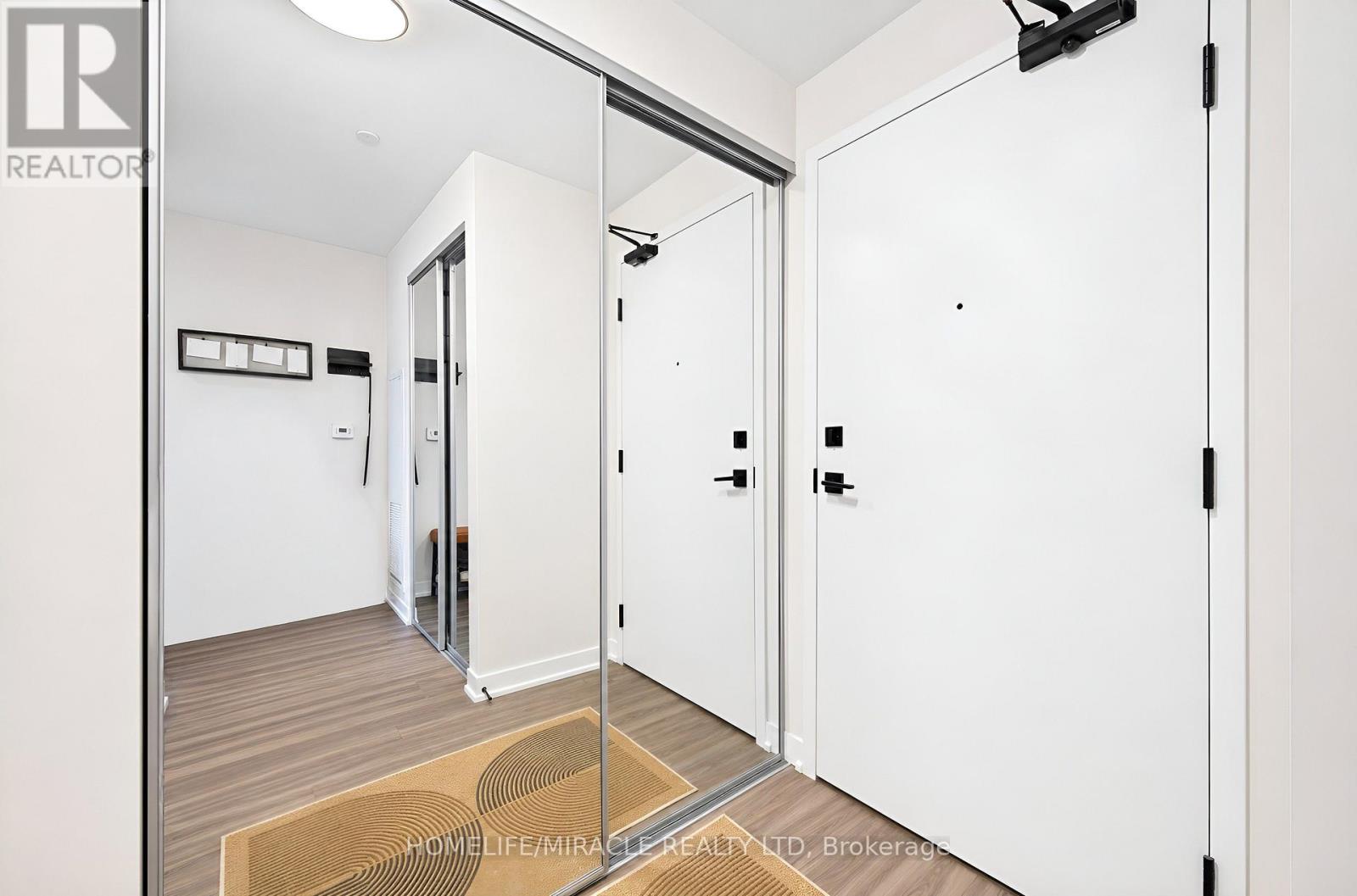 813 - 10 Abeja Street, Vaughan, Ontario  L4K 0R4 - Photo 4 - N13228072