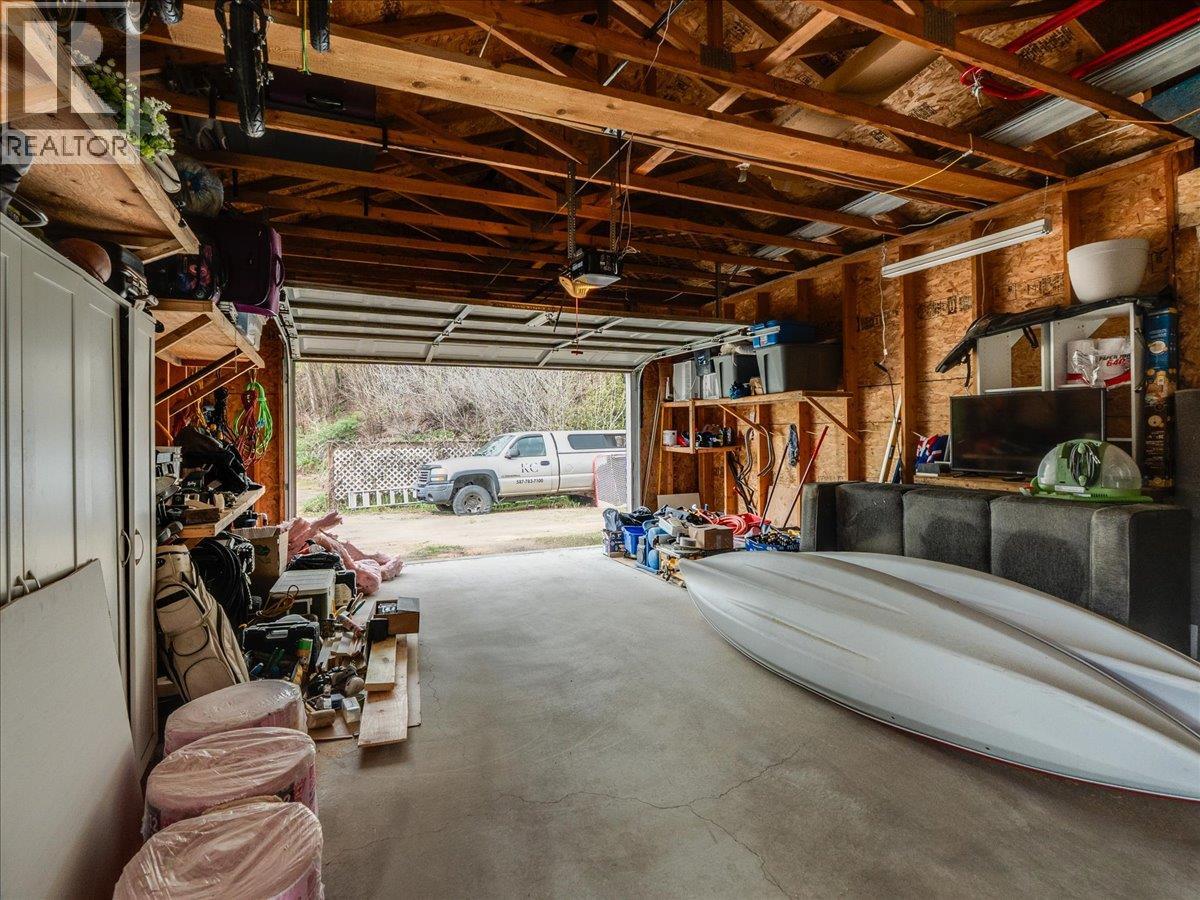 1727 Circle Street, Trail, British Columbia  V1R 1W8 - Photo 48 - 10383735