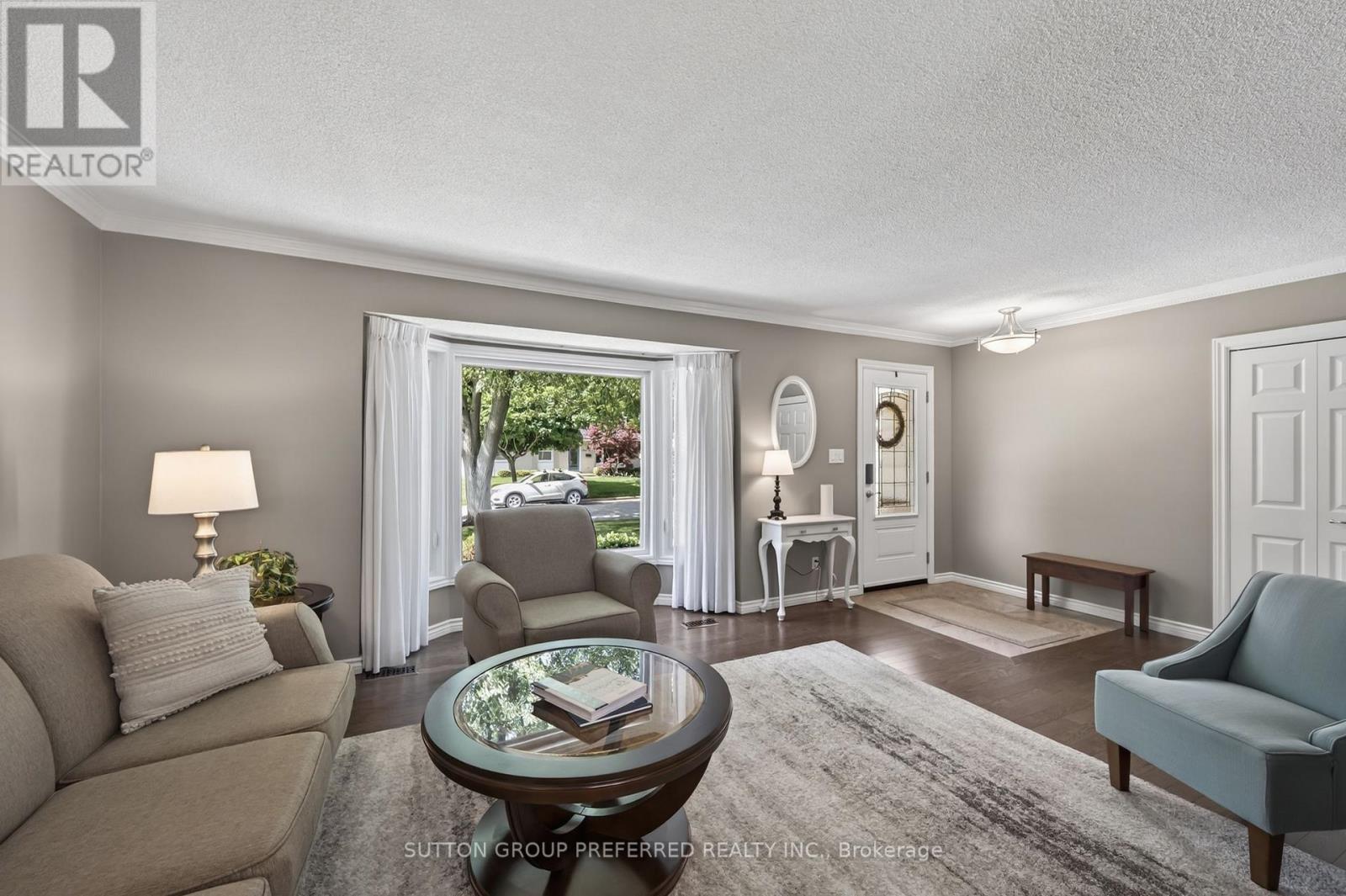 647 Glengyle Crescent, London North, Ontario  N5X 1X8 - Photo 6 - X13228290