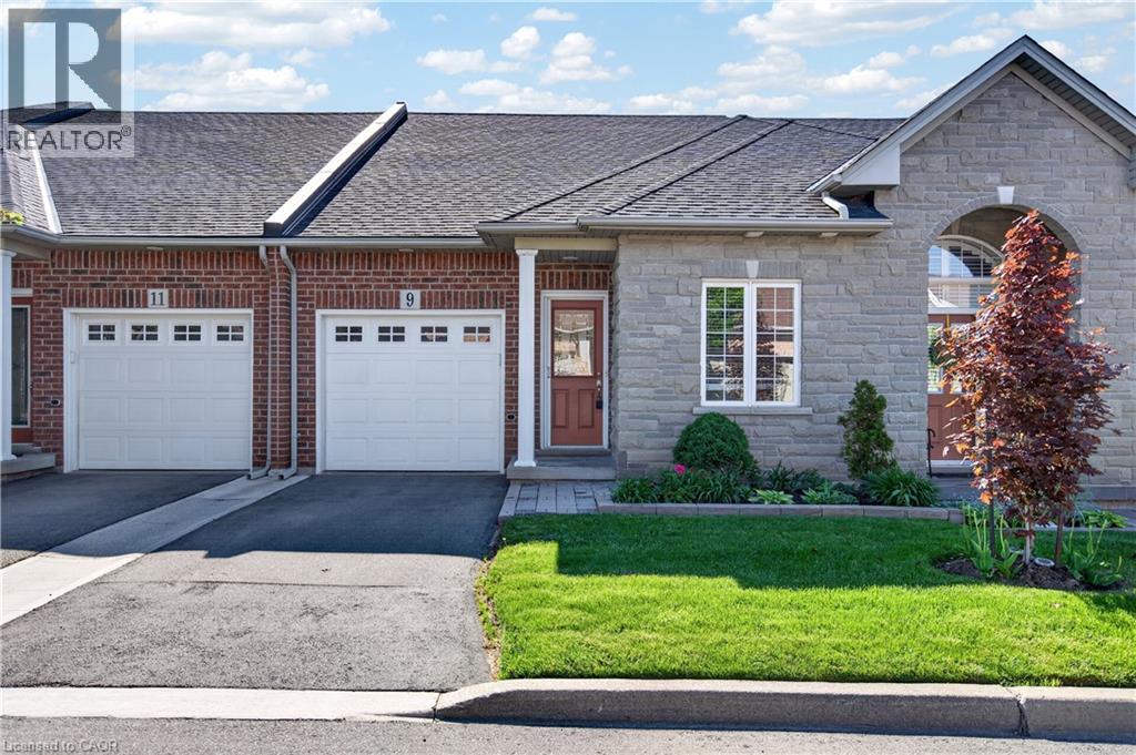 9 Manitoulin Trail, Glanbrook, Ontario  L9B 2X8 - Photo 2 - 40829358