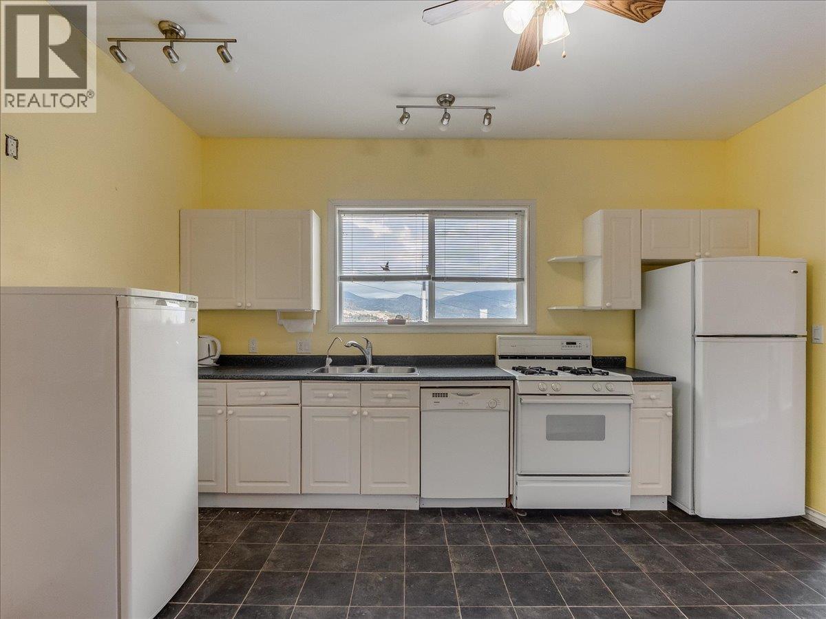 1472 Green Avenue Lane, Trail, British Columbia  V1R 4K2 - Photo 16 - 10383736