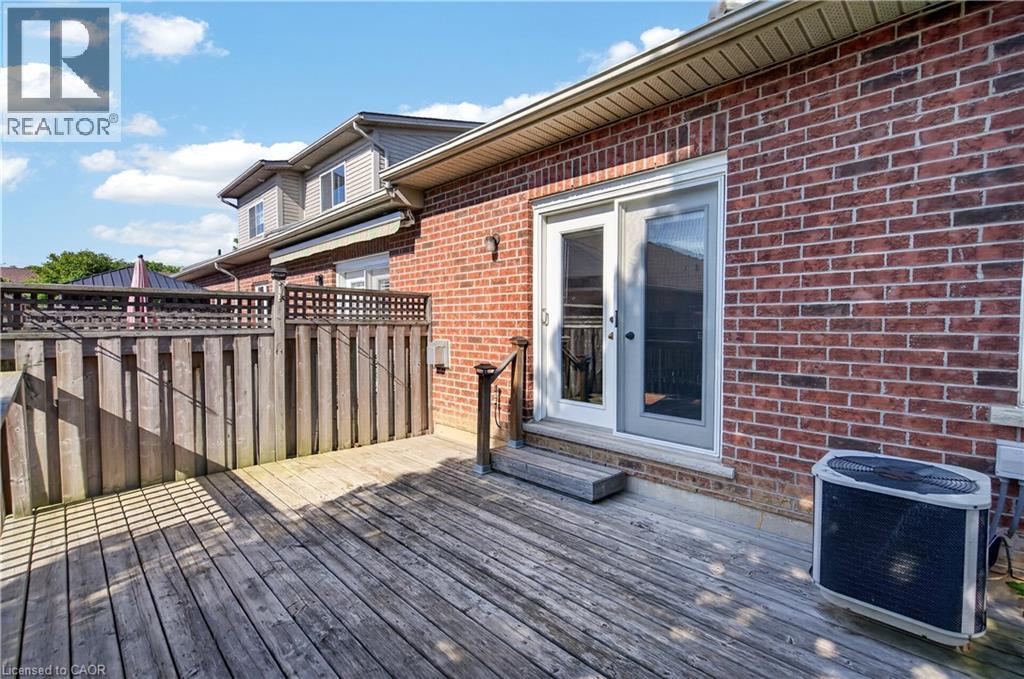 9 Manitoulin Trail, Glanbrook, Ontario  L9B 2X8 - Photo 31 - 40829358