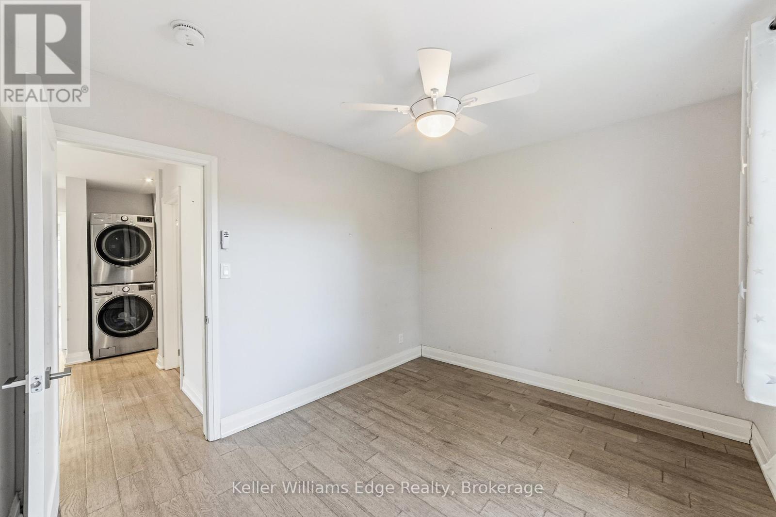 Upper - 2300 Wagner Crescent, Burlington, Ontario  L7R 1S9 - Photo 12 - W13228174