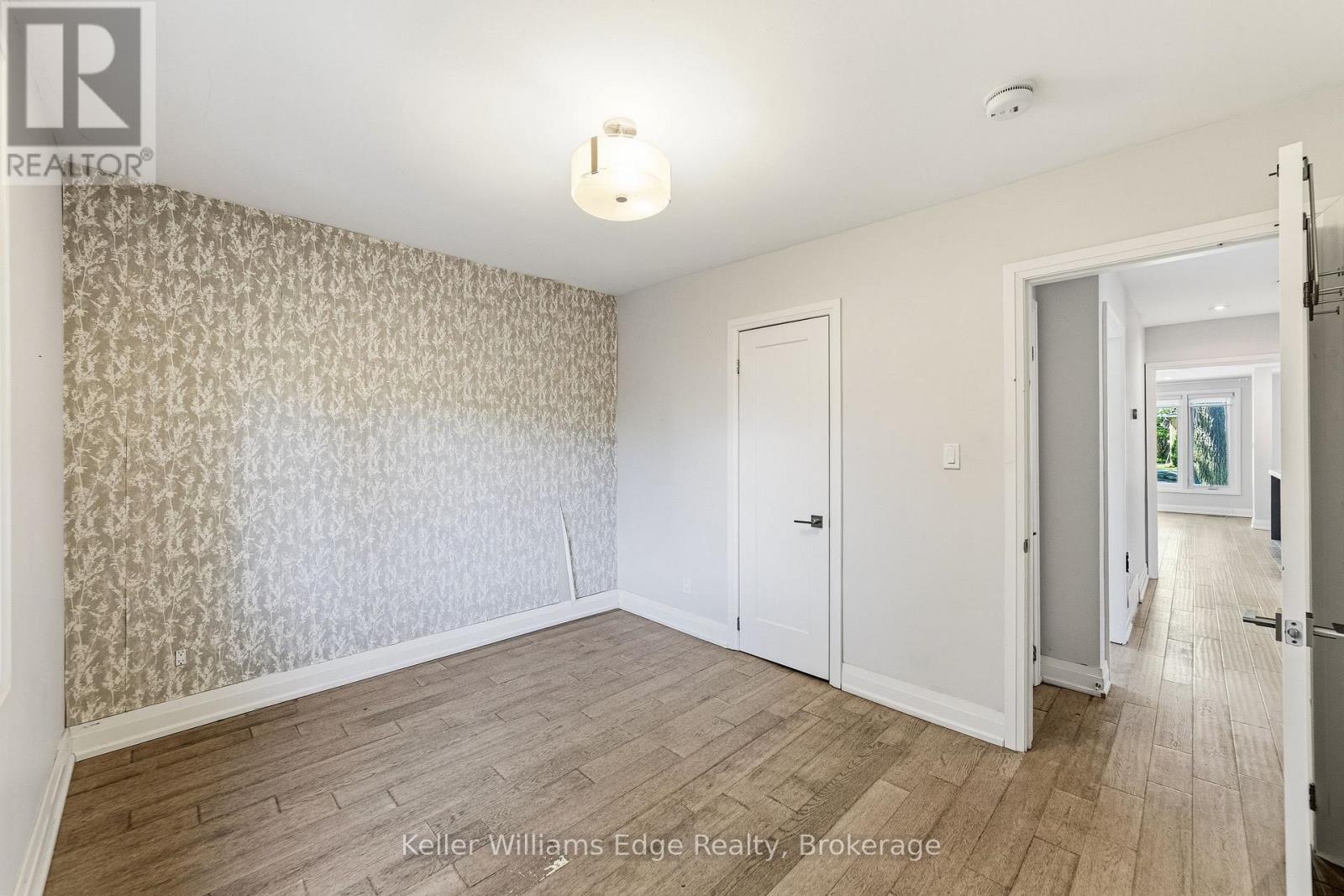 Upper - 2300 Wagner Crescent, Burlington, Ontario  L7R 1S9 - Photo 17 - W13228174