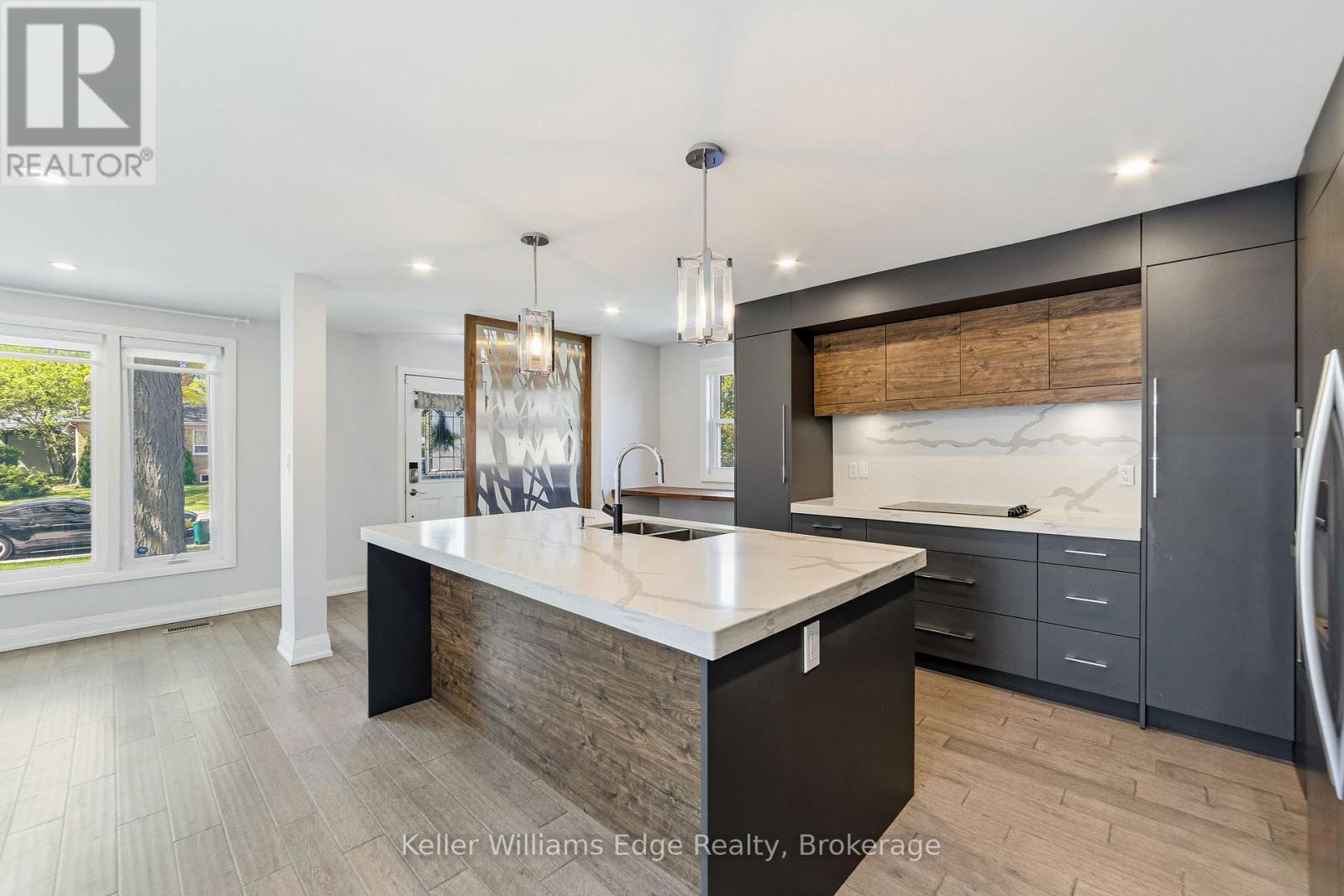 Upper - 2300 Wagner Crescent, Burlington, Ontario  L7R 1S9 - Photo 7 - W13228174