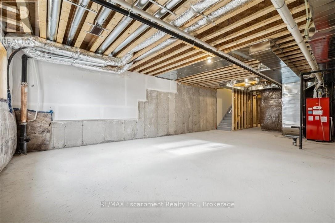 1396 National Common, Burlington, Ontario  L7P 0V6 - Photo 33 - W13228190